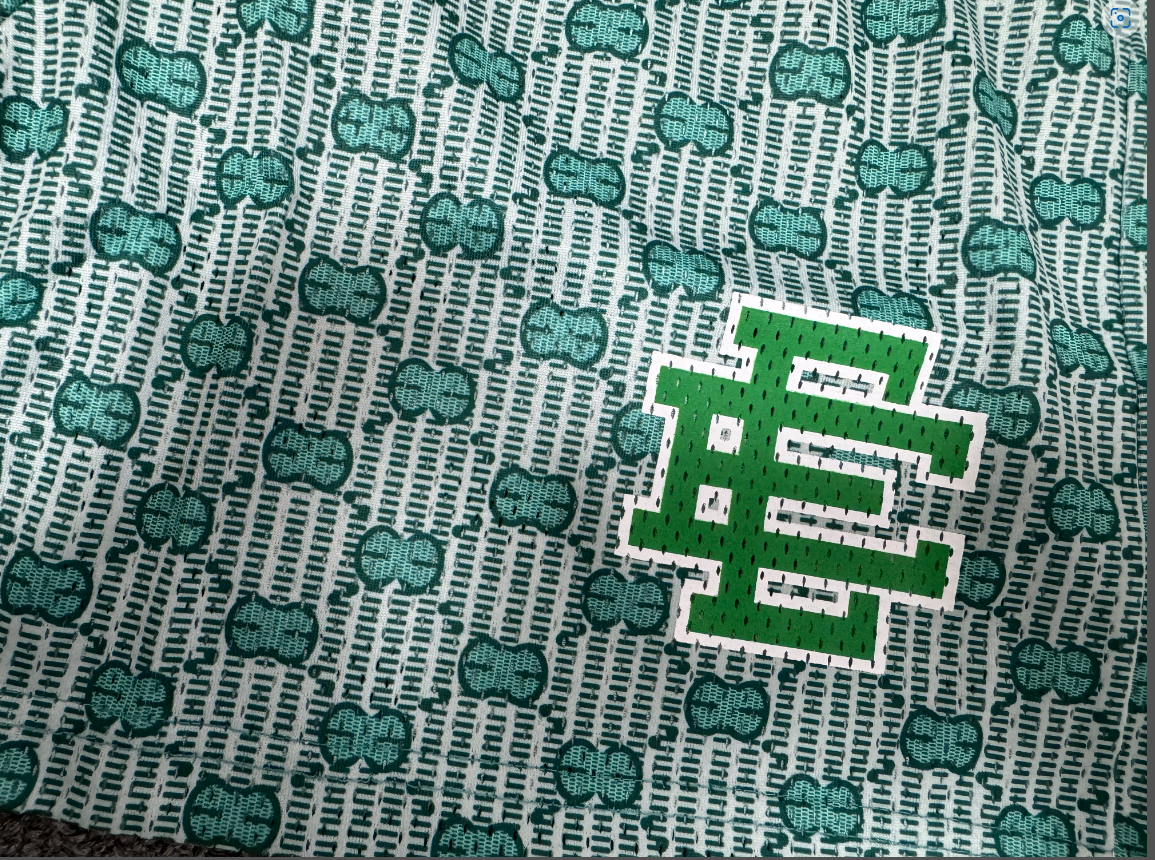 EE FW21 green